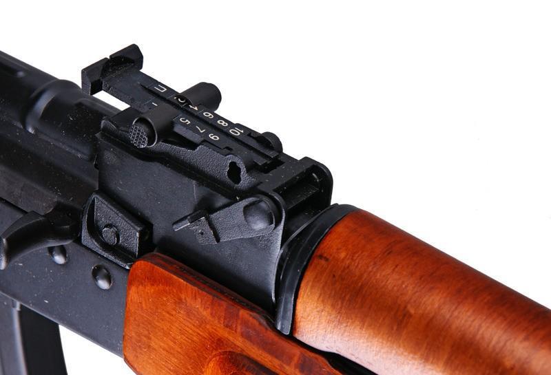 LCKM AEG sähköase, aitoa puuta