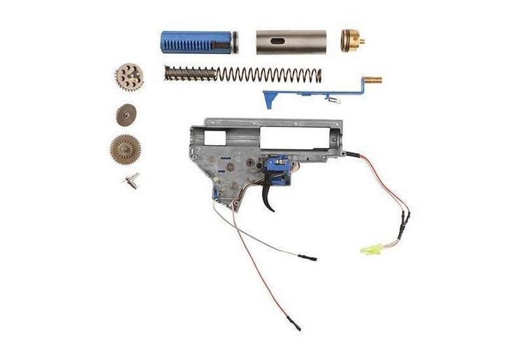 SA-V04 KeyMod 9" - musta