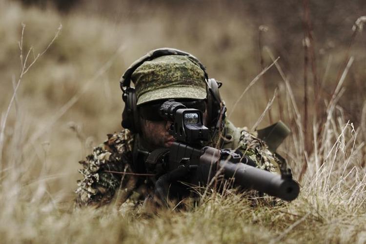 TO551 holo type red dot sight - black