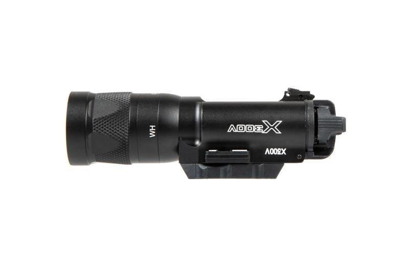 Evolution X300V tactical weapon light - black
