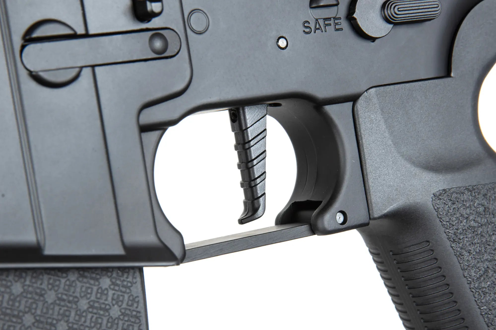 Daniel Defense® RIS III 12.5” SA-P28 Prime™ HAL ETU harjattomalla moottorilla –musta