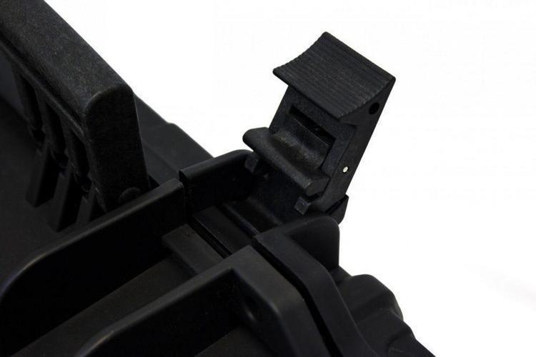 Nuprol Large Hard Case Pick 'N' Pluck, kovamuovinen aselaukku – musta