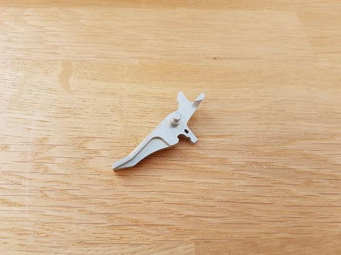 RetroArms CNC Liipaisin AR15 - J (hopea)